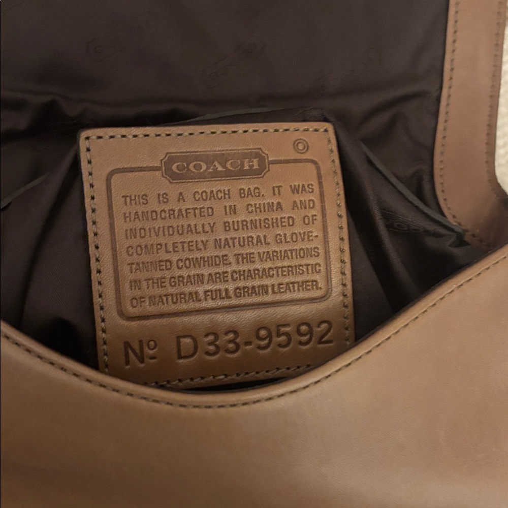 Coach Crossbody Tan Brown Leather E23-9592 Y2K bag - Picture 7 of 12